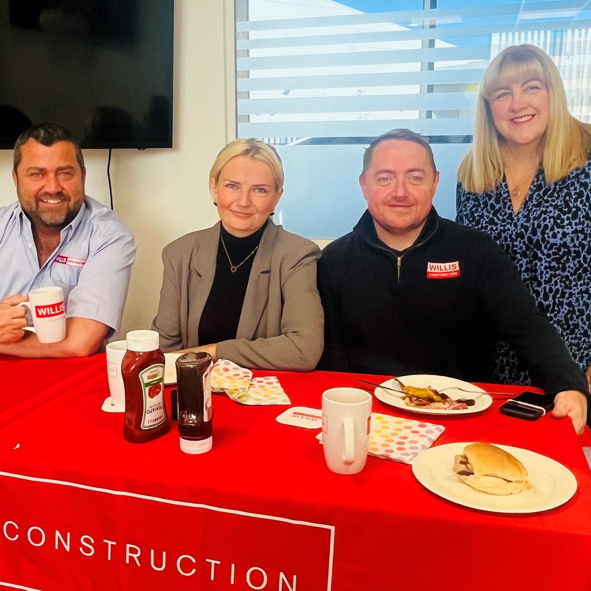 willisconst1986's tweet image. Thank you to everyone to came along to our Mind #BIGBRUNCH today 🥐🥯🥓 

1 in 4 people experience mental health problems but most of us don’t get the help we need. You can support our efforts by donating to @Mind here justgiving.com/fundraising/wi…

#TeamWillis #MentalHealthMatters