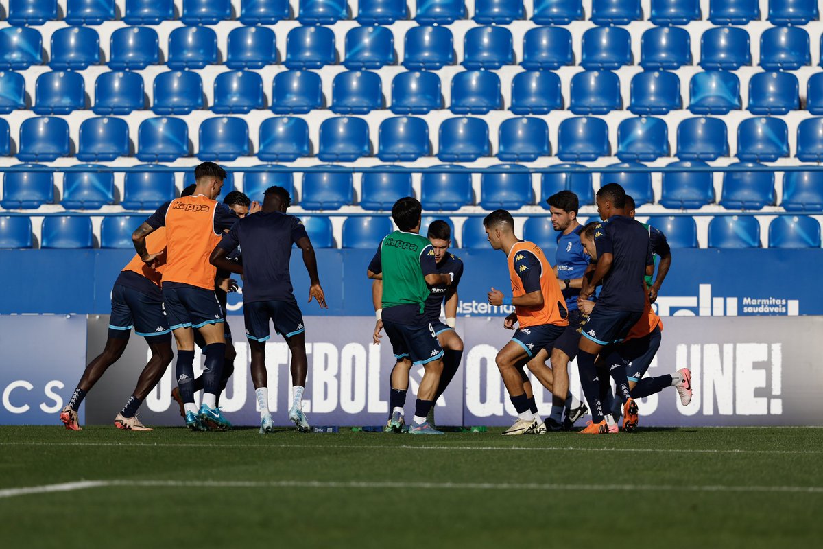 JandroNovoa's tweet image. Making way 🔛 @FCVizelaOficial