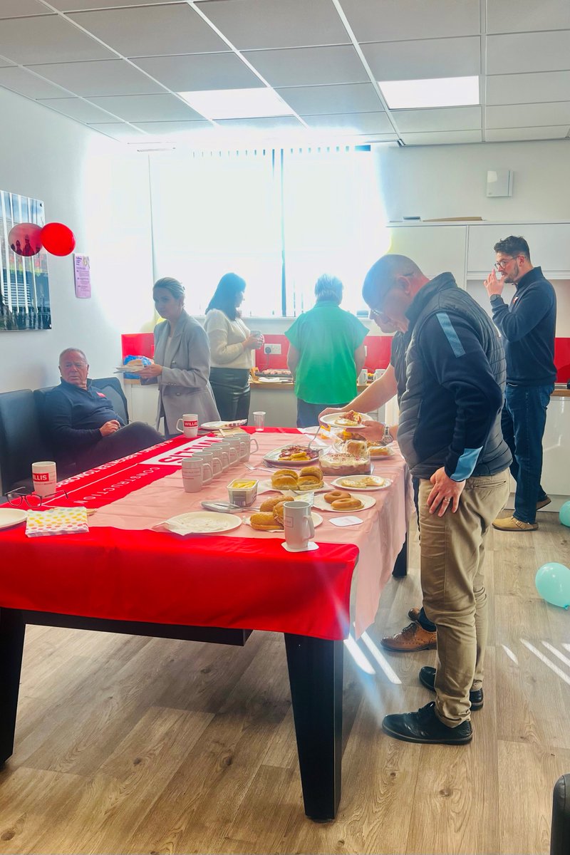 willisconst1986's tweet image. Thank you to everyone to came along to our Mind #BIGBRUNCH today 🥐🥯🥓 

1 in 4 people experience mental health problems but most of us don’t get the help we need. You can support our efforts by donating to @Mind here justgiving.com/fundraising/wi…

#TeamWillis #MentalHealthMatters