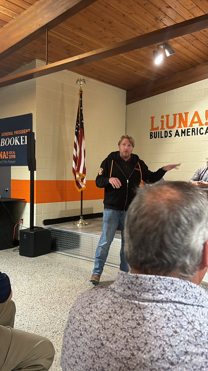 local1098's tweet photo. @GPBrentBooker talking to #liuna Local 1098 membership meeting. https://t.co/3ND1FnQvoG