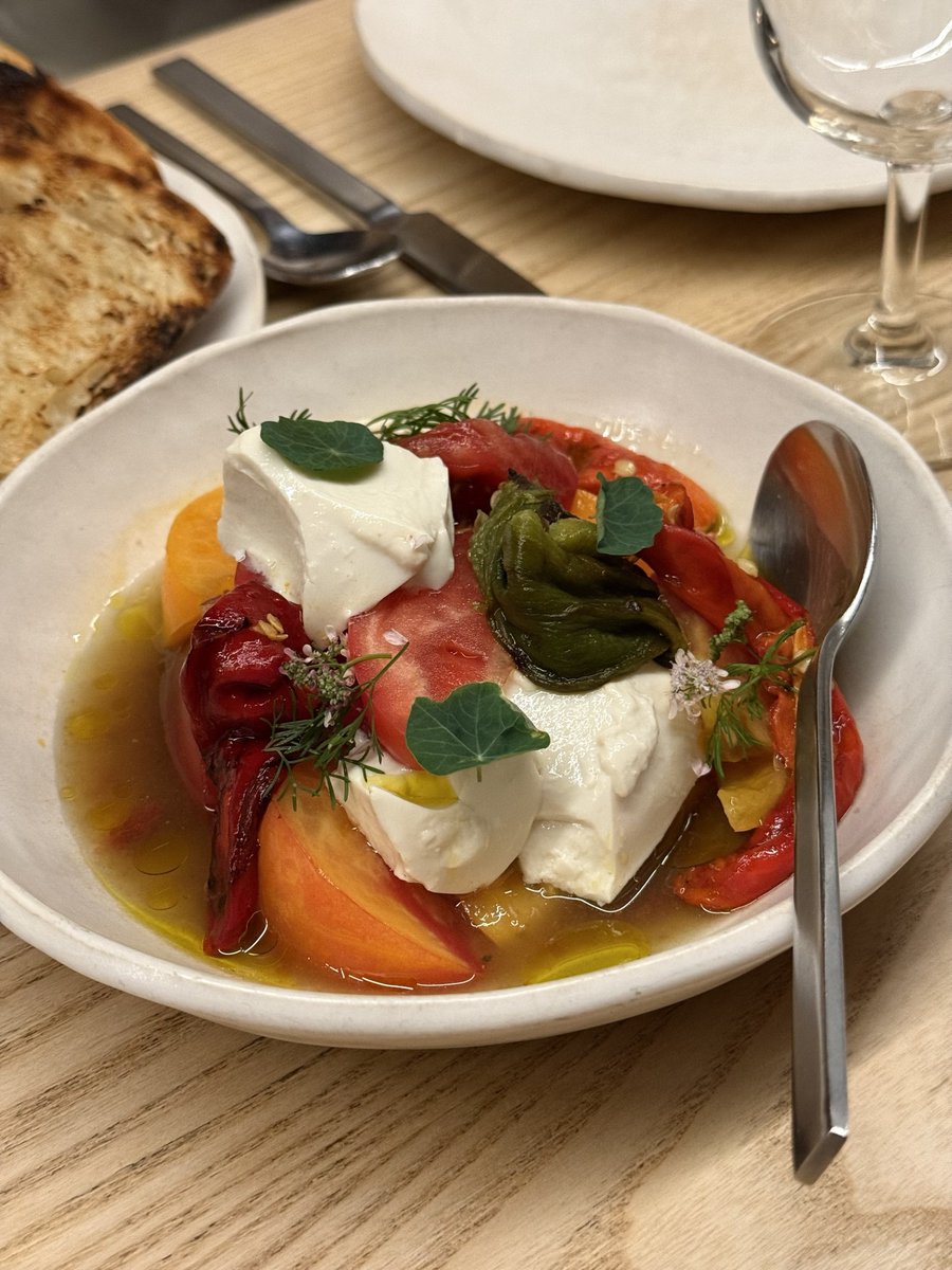 KCLSFoundation's tweet photo. We can’t stop talking about the delicious meal and energizing conversations we had at last Tuesday’s Author Salon at TOMO. The plates were works of art and it was an evening that will not soon be forgotten. https://t.co/MGWKyx7P28