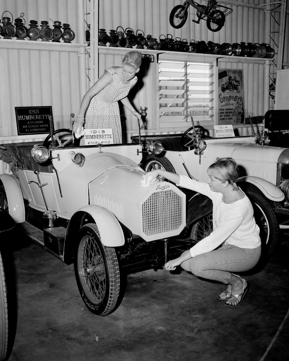 National Archives of Australia tweet media