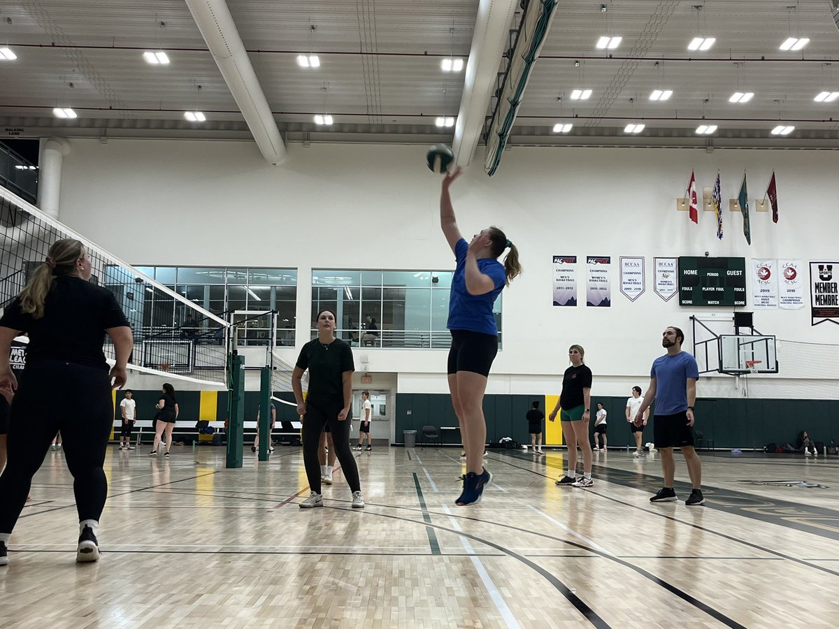 EducationUnbc's tweet photo. Amazing… FIZZ-ED returns to intramural volleyball (during #EDUC491 practicum). Balance and wellness at its finest!! And, they won!! Yay!! 🎉 #UNBCED #ThisIsUNBC https://t.co/LNDsdG9A3B