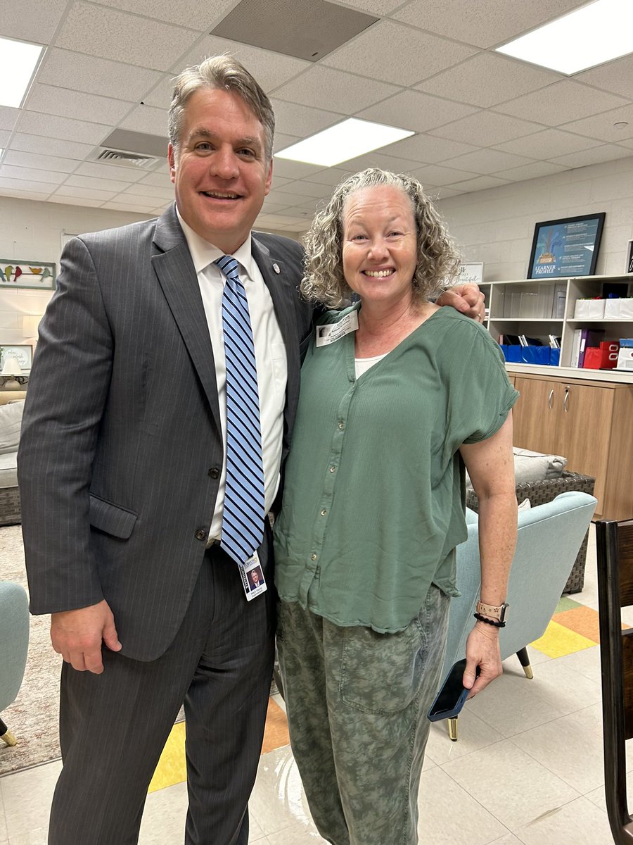 Catching up from last week’s whirlwind of school visits. Had the chance to spend time at Lakeside, Shiloh Pt, Little Mill, Silver City, Hendricks &amp; NFMS!!! Always amazed at incredible things going on throughout this system!