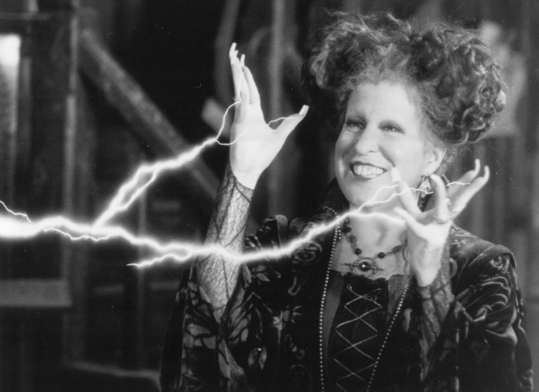 colonialtheatre's tweet photo. 🎃✨ Time to get your witchy groove on! Join us for spellbinding screenings of Hocus Pocus this saturday at 10:00 AM, 12:30 PM, 2:45 PM &amp; 4:45 PM (PLUS our adult only screening at 7 PM! 🧙‍♀️

https://t.co/lGdTCRjiC1 https://t.co/nQRd728mHo