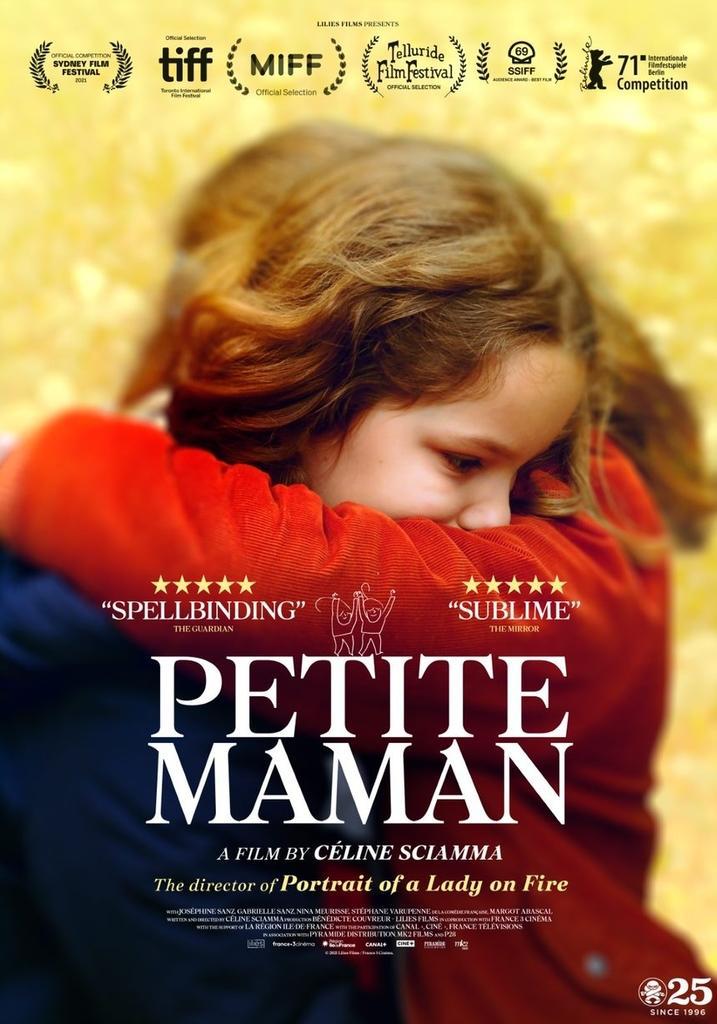 craizeabu's tweet photo. 'Portrait of a Lady on Fire' is great, but oh my god! Céline Sciamma has absolutely hit it out of the park with this gorgeously minimalistic drama, which finds new ways to narrate a childlike fable. I can't believe i caught this so late ! 
#petitemaman https://t.co/Vh2btPOBMN
