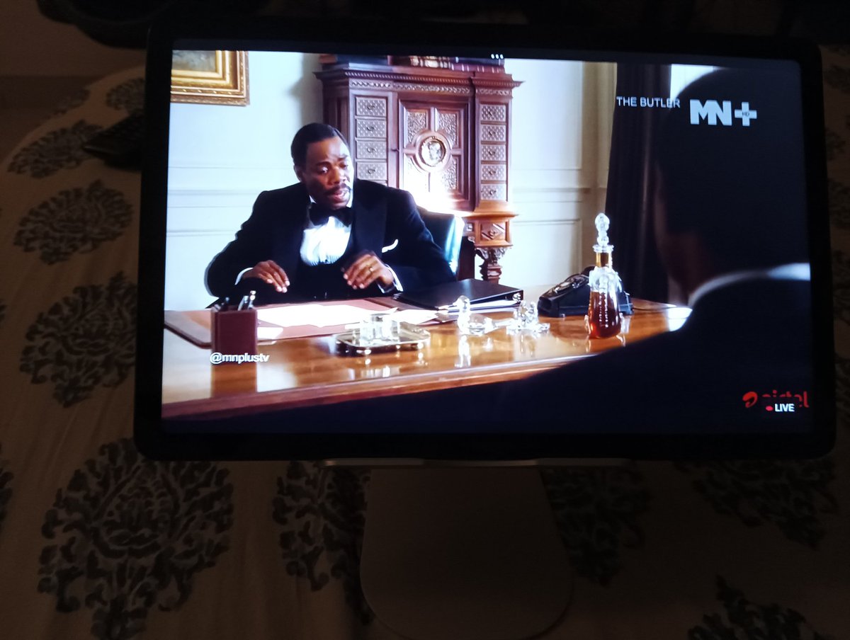 brijcopeland's tweet photo. Drinking Tea #WhiteHouse #TrumpRally #Trump #ObamaRallies #KamalaHarris #Airtel #AirtelDTH #TheButlerMovie https://t.co/x9vvGsAssl
