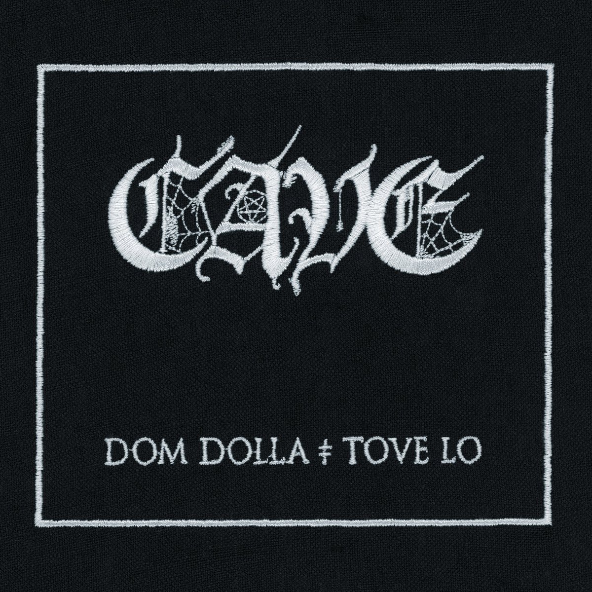 ToveLo_Daily's tweet photo. CAVE

DOM DOLLA X TOVE LO

OCT 11 https://t.co/QqcWcFr0pG