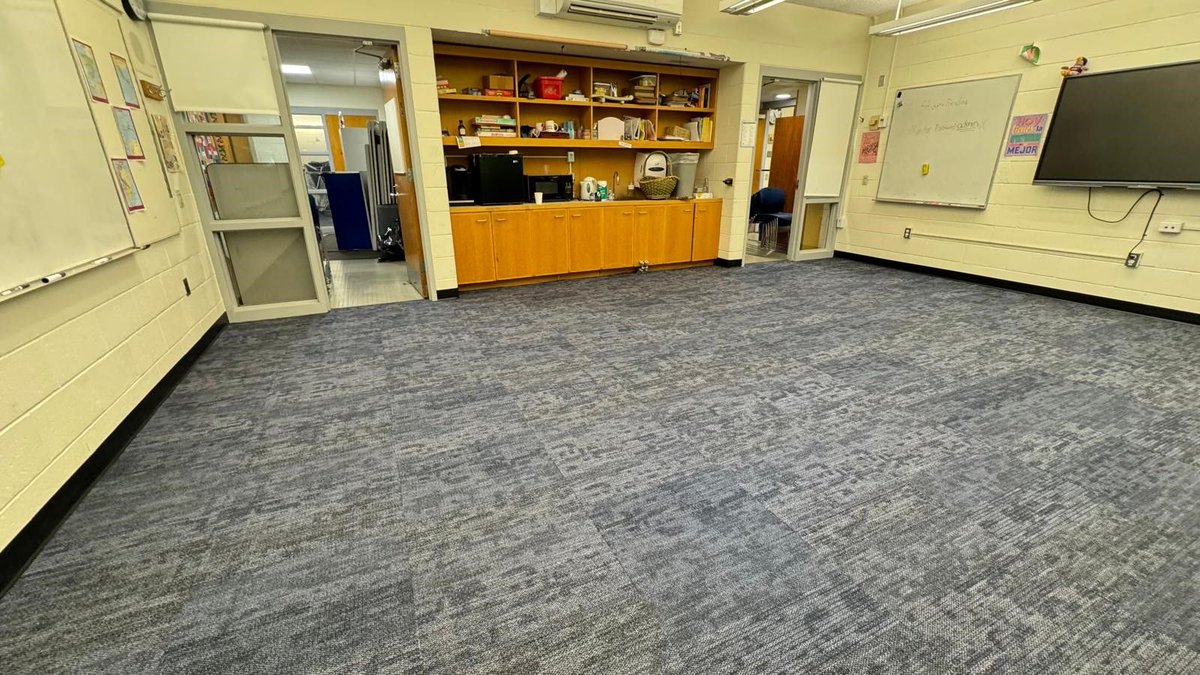 RD Weis LLC tweet media