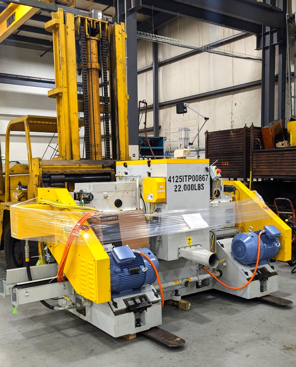 cbmachinery's tweet image. We’re thrilled to announce the successful shipment of another custom-built Double Disc Grinding Machine Cell to a major North American Automotive Manufacturer!
#DoubleDiscGrinder #FullyAutomated #TurnKey #TransmissionGears #FaceGrinding #DoubleDisc #Manufacturing #USA