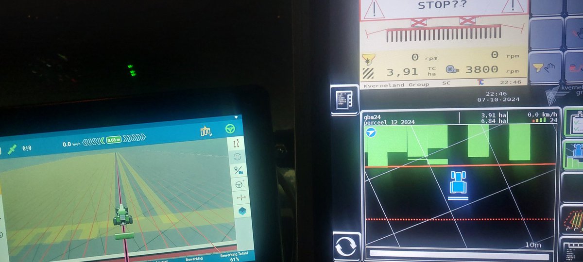 Anna_Hoeve's tweet photo. Donderdag begonnen met de aardappeloogst.  Met @marijnjd en @wouterwijnmaale hebben we de meeste hectare er tijdens de nacht uitgehaald 😅 Met goede verlichting, beetje muziek en techniek en (veel) koffie😅 . Nog paar uurtjes dan is al het aardappelland weer ingezaaid. https://t.co/MgKEZDnnAk