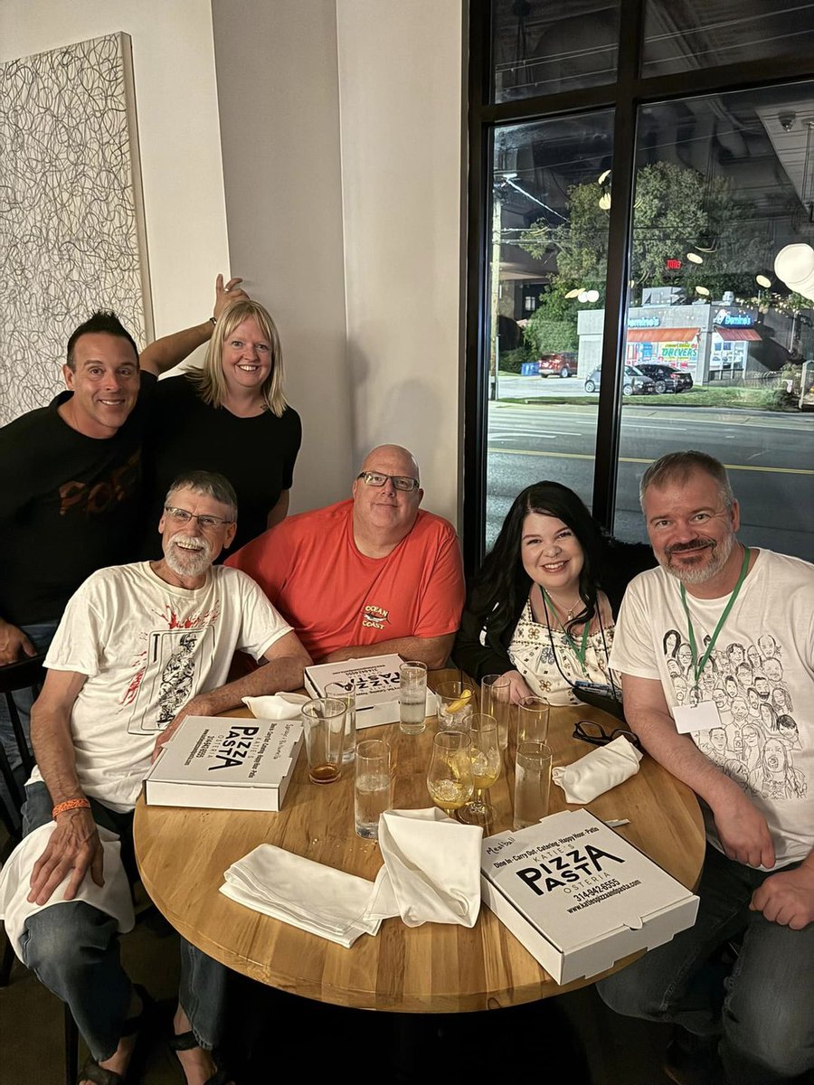 When I say, "Great food; better company," let me be clear that this pizza was freaking FANTASTIC.