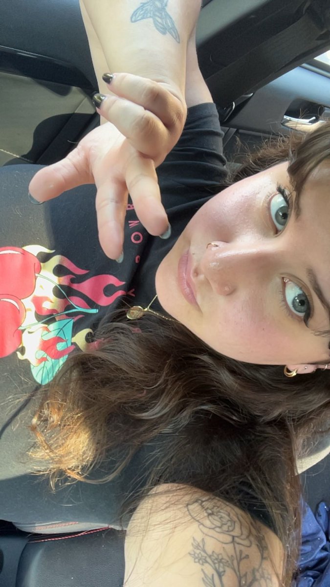 am i cooked if i have a mirror next to my bed again ???