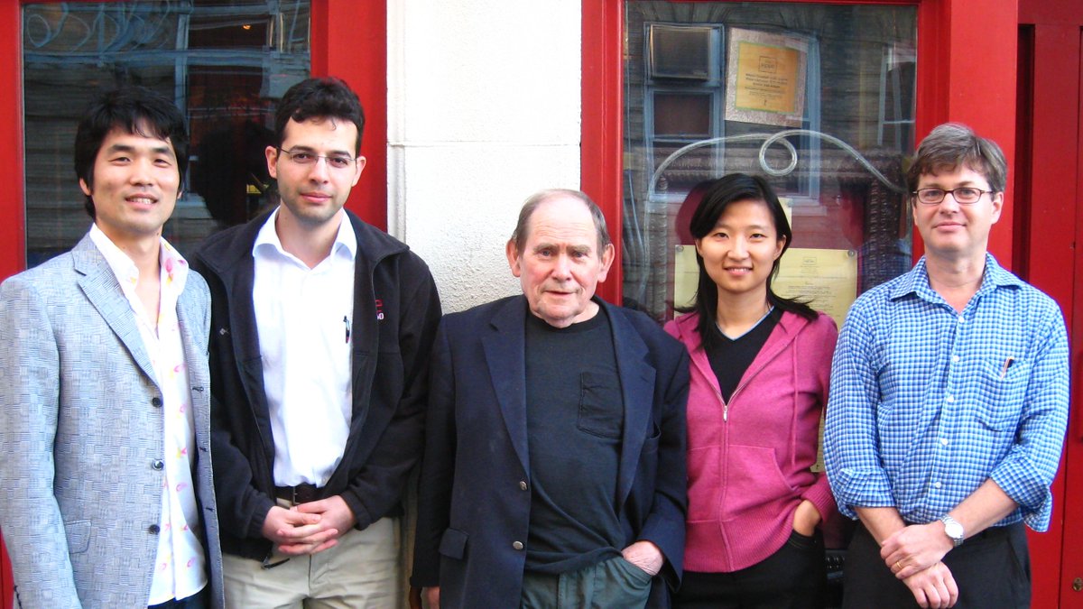 Sebastian Seung (@sebastianseung) on Twitter photo Sydney Brenner established C. elegans as a model organism starting in the 1960s, which led to the first connectome in 1986. In Sept 2007, we invited Sydney to deliver the inaugural lecture for our new <a href="/Harvard/">Harvard University</a> <a href="/MIT/">Massachusetts Institute of Technology (MIT)</a> class on connectomics, and shockingly he accepted! Sydney Brenner established C. elegans as a model organism starting in the 1960s, which led to the first connectome in 1986. In Sept 2007, we invited Sydney to deliver the inaugural lecture for our new <a href="/Harvard/">Harvard University</a> <a href="/MIT/">Massachusetts Institute of Technology (MIT)</a> class on connectomics, and shockingly he accepted!