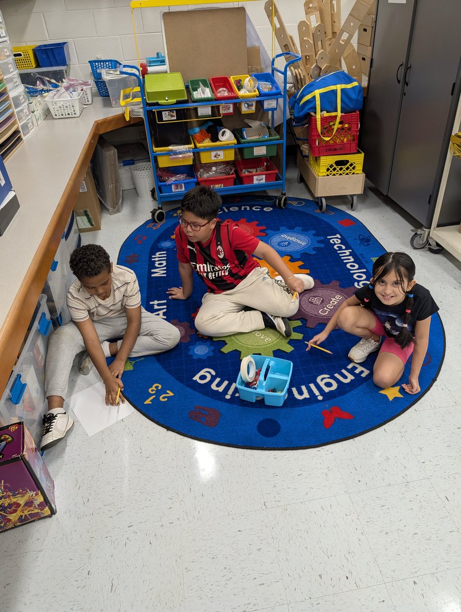 mattharbert21's tweet image. The #RRDPROPEL fall session is off to an awesome start!  Ss worked on expanding their understanding of how the human body is affected by environments not of this world.  Some very interesting conversations about gravity... @RRD_LCPS @PropelLevel