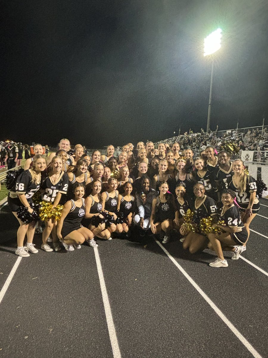 Gray’s Creek High School (@grayscreekhigh) on Twitter photo GCHS Homecoming game had a lot of alumni there to cheer on the BEARS! Quanera Hayes (Class of 2010), Olympic Gold Medalist, was the Honorary Captain for the coin toss!
<a href="/GCAthletics03/">Gray's Creek Athletics</a> <a href="/GCBearsFootball/">Gray’s Creek Football</a> <a href="/CoachJonSherman/">Jonathan Sherman</a> <a href="/grayscreekcheer/">Gray’s Creek Cheerleading</a> <a href="/EarlVaughanJr/">Earl Vaughan Jr.</a> <a href="/NCHSAA/">NCHSAA</a> <a href="/CCSstudentsport/">CCSstudentactivities</a> GCHS Homecoming game had a lot of alumni there to cheer on the BEARS! Quanera Hayes (Class of 2010), Olympic Gold Medalist, was the Honorary Captain for the coin toss!
<a href="/GCAthletics03/">Gray's Creek Athletics</a> <a href="/GCBearsFootball/">Gray’s Creek Football</a> <a href="/CoachJonSherman/">Jonathan Sherman</a> <a href="/grayscreekcheer/">Gray’s Creek Cheerleading</a> <a href="/EarlVaughanJr/">Earl Vaughan Jr.</a> <a href="/NCHSAA/">NCHSAA</a> <a href="/CCSstudentsport/">CCSstudentactivities</a>