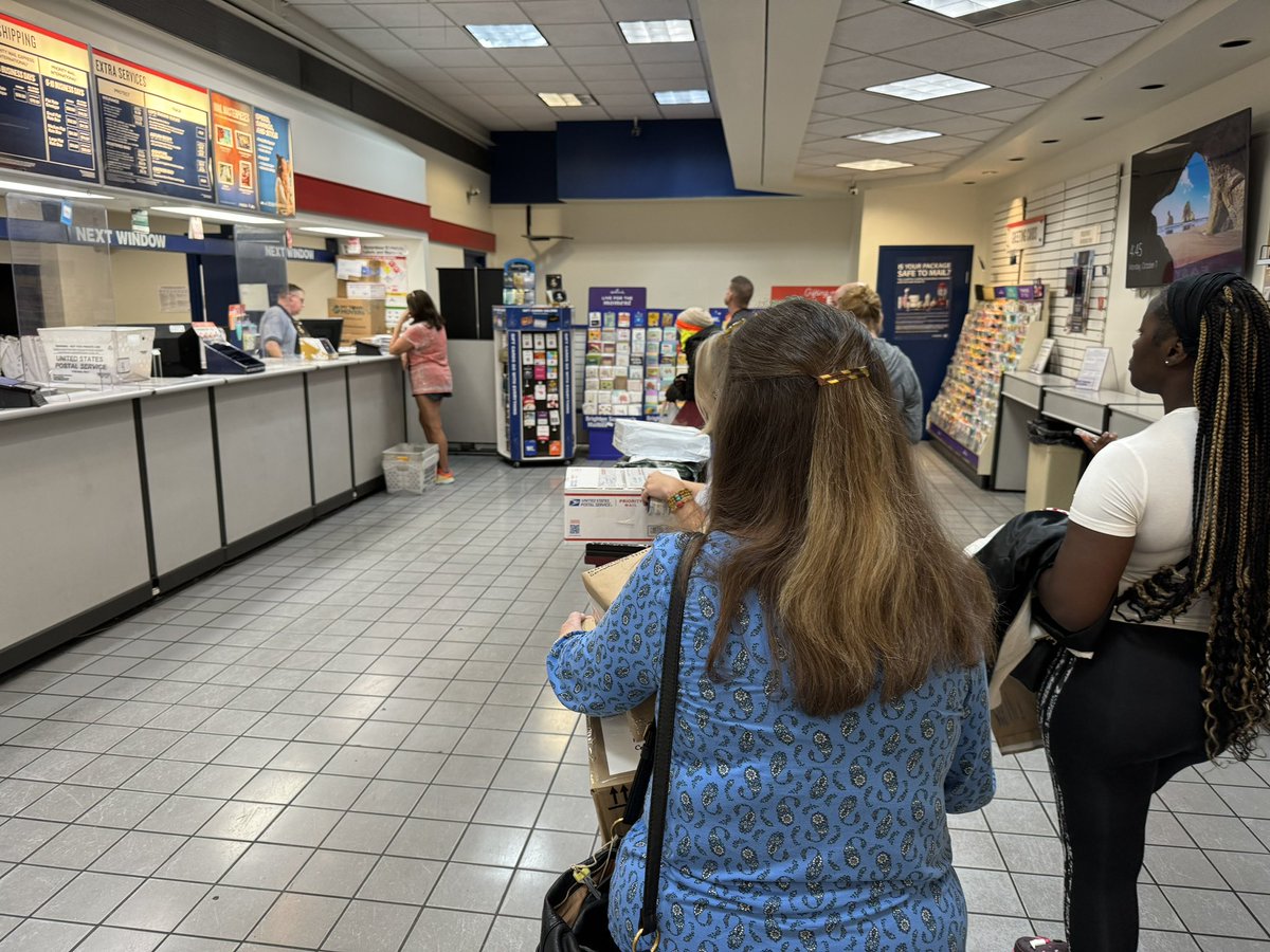 kingnascar's tweet photo. My @USPS Post Office is the worst post office in the world. One guy working on Monday with a line out the door. Pathetic!  Prove me wrong! #uspsfail https://t.co/Fvm6V6Ndqu