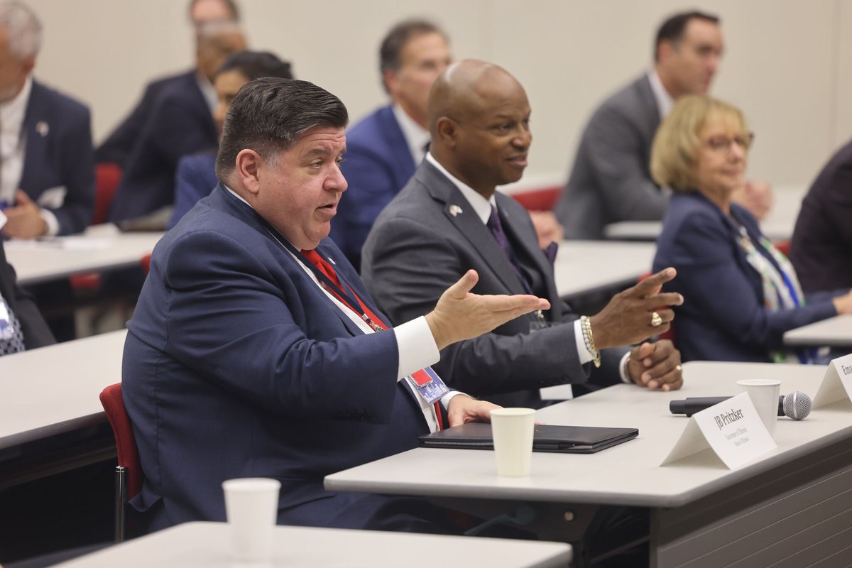 johnatkinsonil's tweet image. It was great to start today at the United States Embassy in Japan (@usembassytokyo) with @USAmbJapan Rahm Emanuel and his team where we learned about the impactful work they have been doing to strengthen relationships in the region. We also gained insights into the positive…