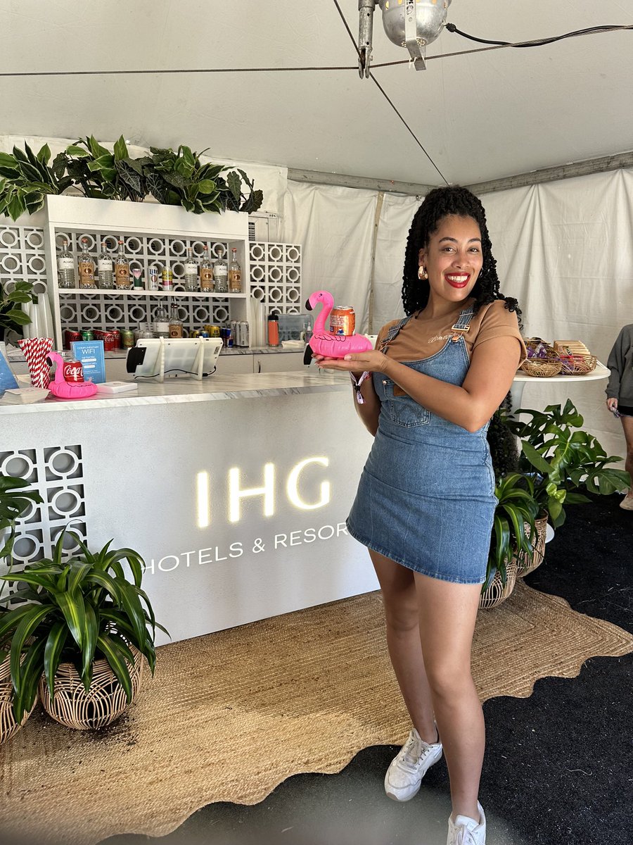 Catt | Kitty Cat PURRR! tweet media