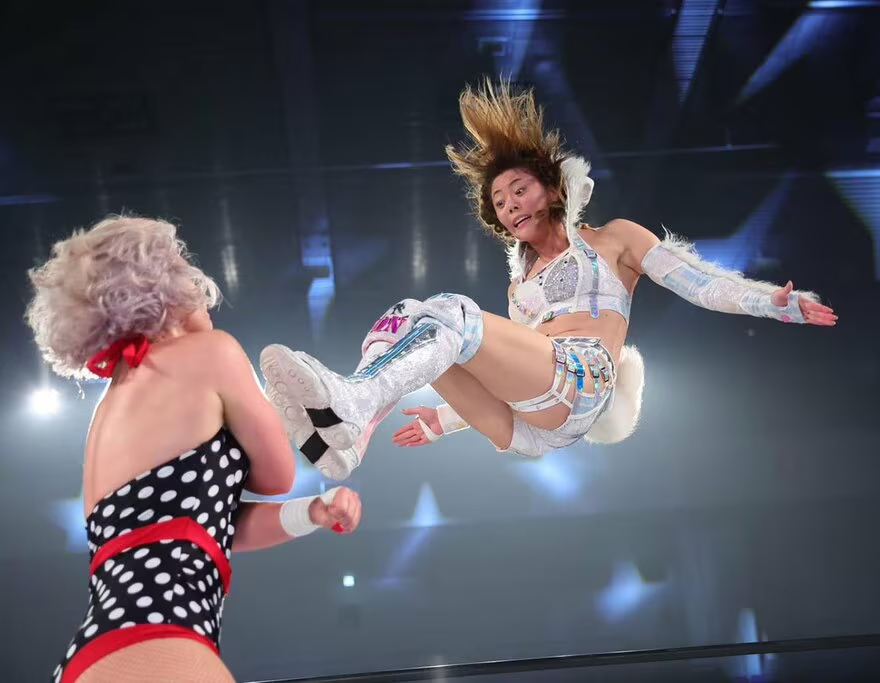 "Toni Storm returned to STARDOM a much improved and more polished wrestler, as she delivered one of her best in-ring performances since becoming ‘Timeless’ against Mayu Iwatani."

📝 Weekly Joshi Guide

🔗wrestlepurists.com/suzu-suzuki-ta…