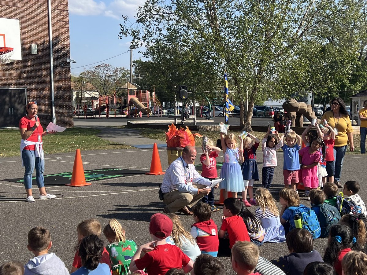 An HES Olympic ceremony 🏅
<a href="/HopewellES/">Hopewell Elementary School</a>
