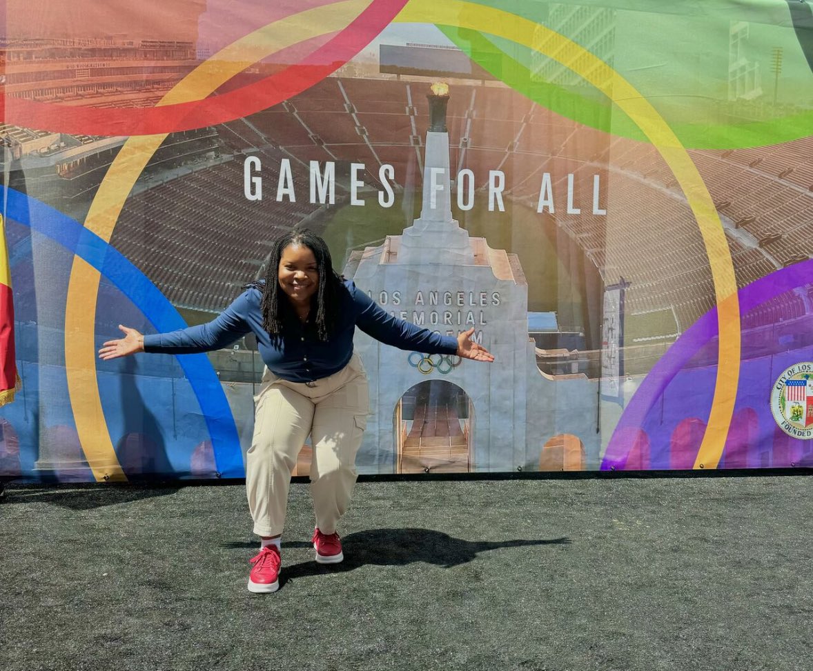 GLOBAL LA tweet media