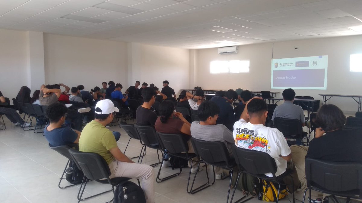 UAdeCDefensoria's tweet photo. Hoy nos reunimos con estudiantes, personal docente, administrativo y manual de la Facultad de Ingeniería Civil, Unidad Laguna, para impartir la charla Acoso escolar
¡Gracias por su participación y asistencia!
#UAdeC #DefensoríaUAdeC #ZonaDDHH #DerechosParaTodasLasPersonas https://t.co/OYV7B3OvDB