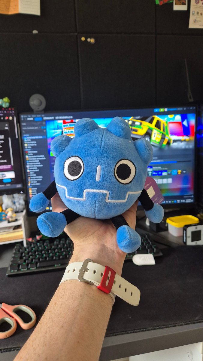 abrokegamedev's tweet image. My new desk buddy just arrived...