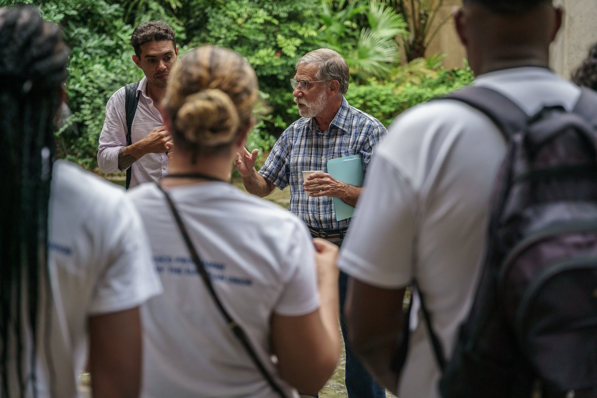 ¡Comienza una nueva ronda de cursos para jóvenes del #Caribe en La Habana🇨🇺! 

Desde #hoy hasta el 1 de noviembre, 70 estudiantes de 13 países se formarán en técnicas de conservación y restauración, con el apoyo del programa #Transcultura de #UNESCO-#EU.
