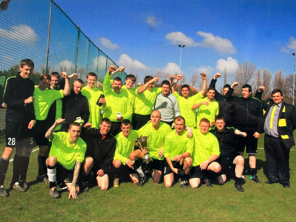 A 40th assist for <a href="/sloppy_HVFC/">craig pearson</a> tonight moves him back into clear 10th of all time!

He put in an energetic second half display with a box to box display.

#Hezzy #Rigg #HVFC