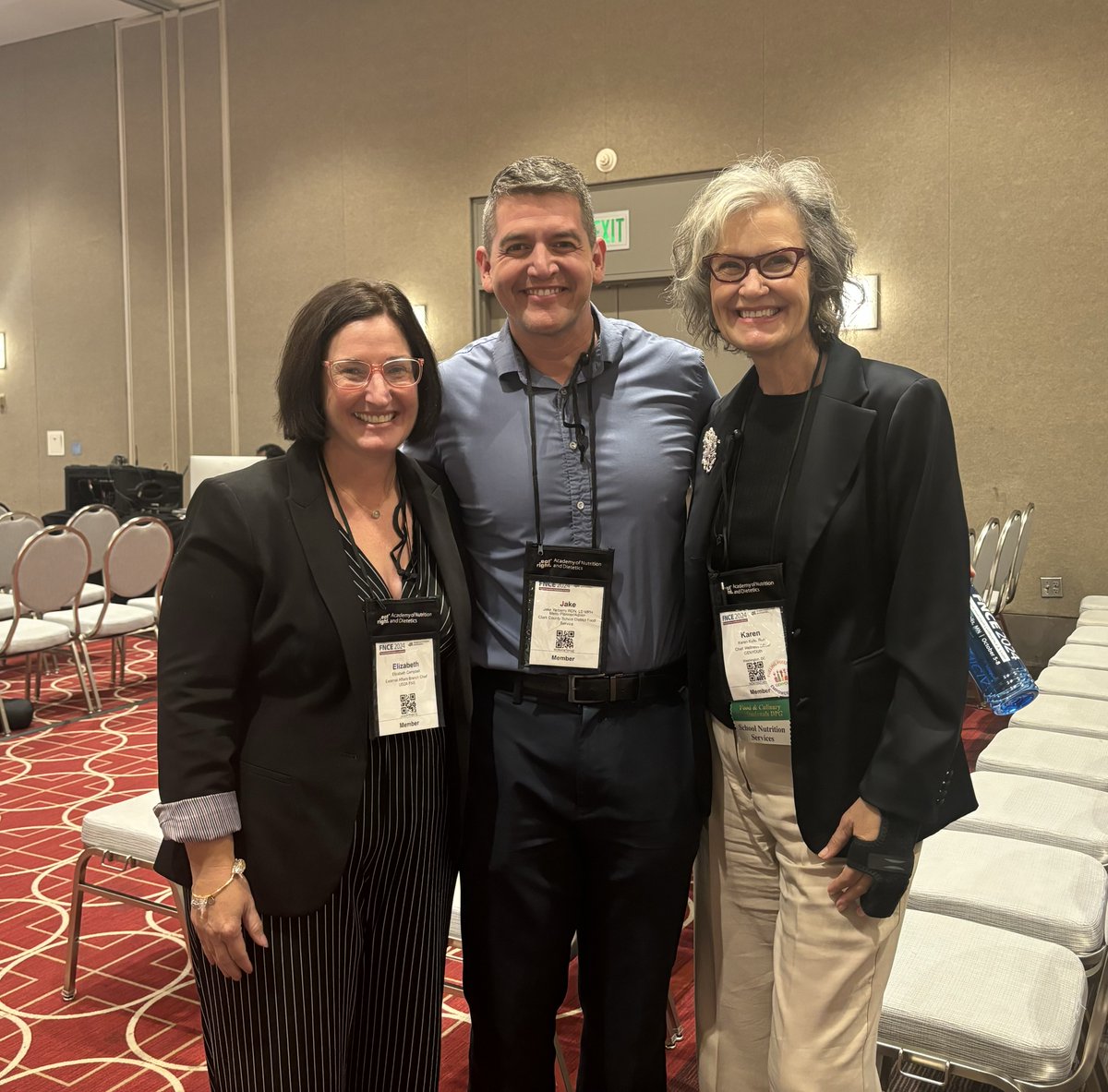 GENYOUthNow's tweet photo. GENYOUth CEO @AMKRD, Chief Wellness Officer @karenkafer, and Board of Director member @donnamartinrd are attending the Academy of Nutrition and Dietetics’s #FNCE in Minneapolis this week! https://t.co/OJqih5GcYw