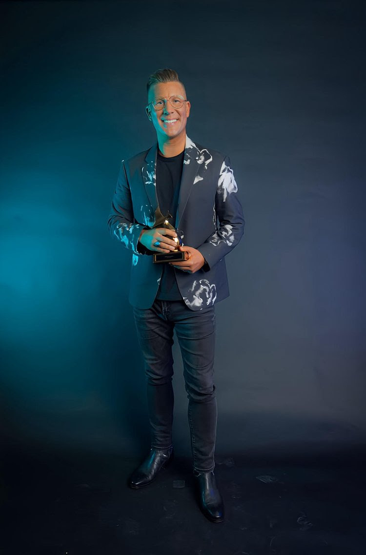 Joseph Habedank Wins 4th Career GMA Dove Award
thechristianbeat.org/joseph-habedan… <a href="/JosephHabedank/">Joseph Habedank</a>