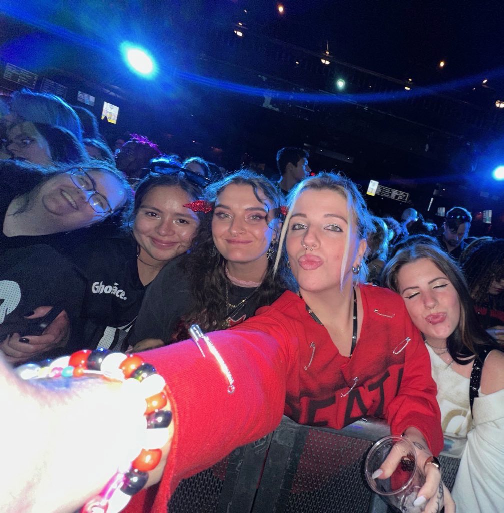 ariellroyale's tweet image. I’m breaking all the rules For You🖤@PalayeRoyale