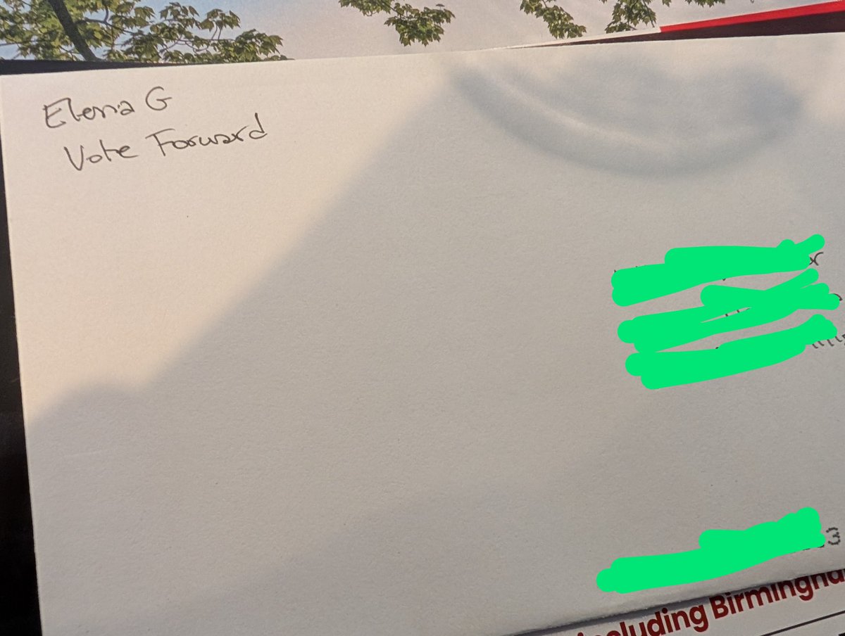 Hi <a href="/votefwd/">Vote Forward</a>, my college student received this handwritten voting reminder at her permanent residence here in Michigan today! She's already mailed in her absentee ballot but I'll make sure she gets Elena G's note. 🤗