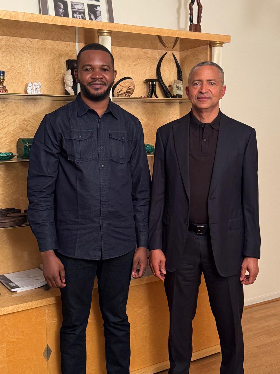 #RDC: Au micro de <a href="/StanysBujakera/">Stanis Bujakera Tshiamala</a> , le président Moïse Katumbi se confie à Jeune Afrique et Actualité Cd sur les questions brûlantes de l'heure . Interview disponible dans les prochaines heures