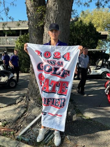 Grady Sigrist moves onto the state tournament,  shoots 73 at 4A district golf.