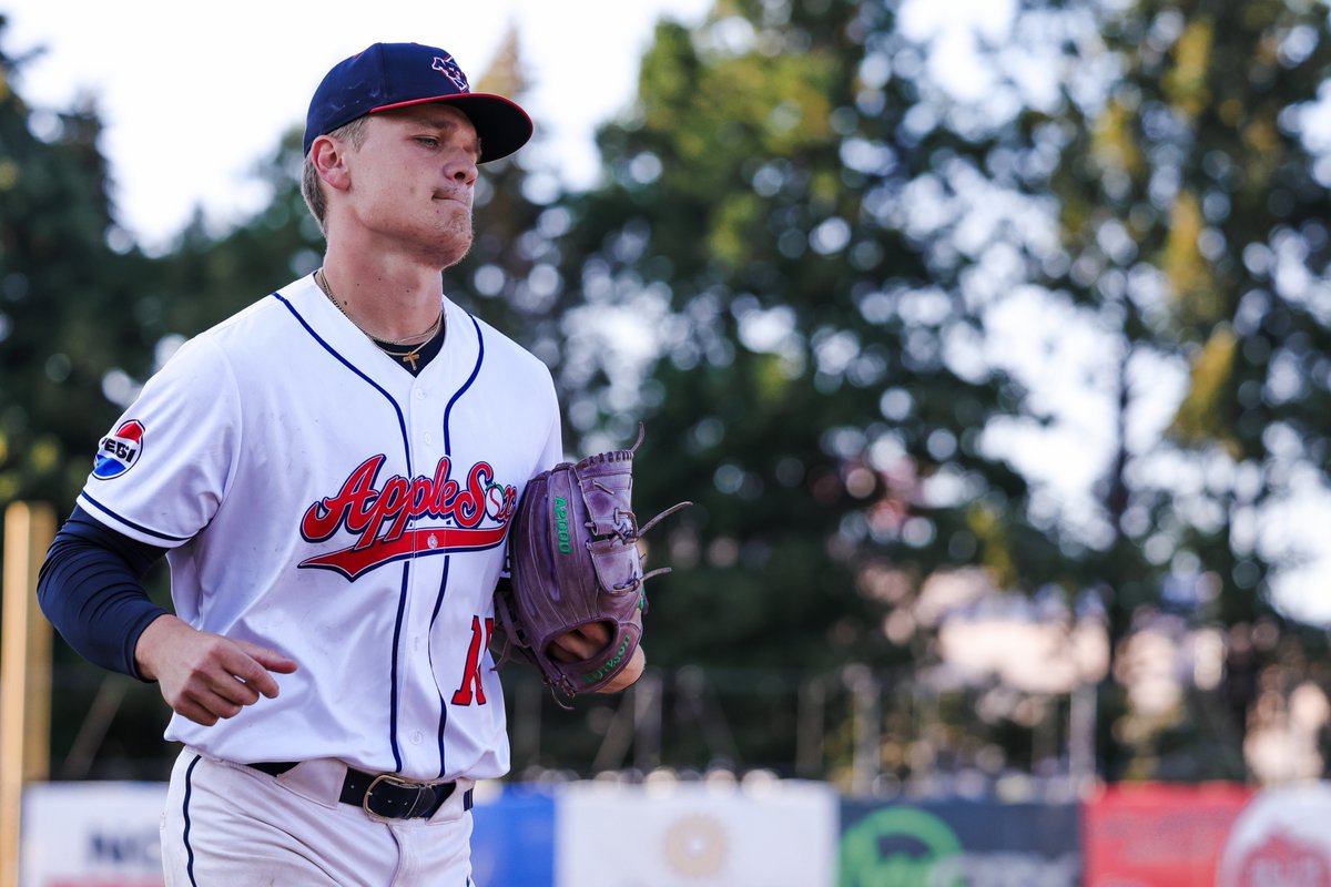 Wenatchee AppleSox tweet media