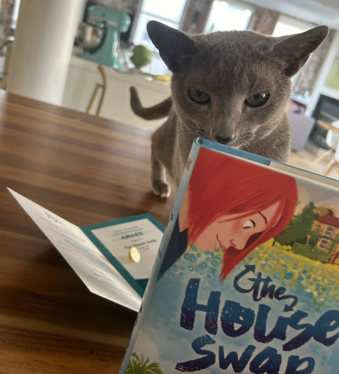 Yvette Clark (@yvettewrites) on Twitter photo Look what arrived! Libraries have my ❤️, so a huge thank you to <a href="/JrLibraryGuild/">Junior Library Guild</a> for this honour! Even the ever-indifferent cat was impressed. Look what arrived! Libraries have my ❤️, so a huge thank you to <a href="/JrLibraryGuild/">Junior Library Guild</a> for this honour! Even the ever-indifferent cat was impressed.