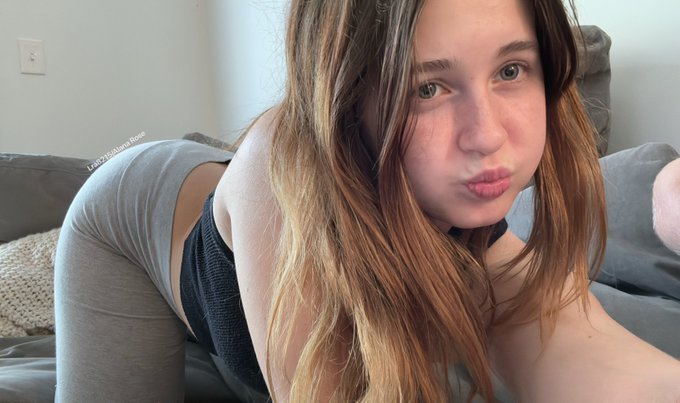 Grey sweatpants make the cocks come out ? 

https://t.co/5Nq3mgfLOw :) https://t.co/zPfWkgP98E