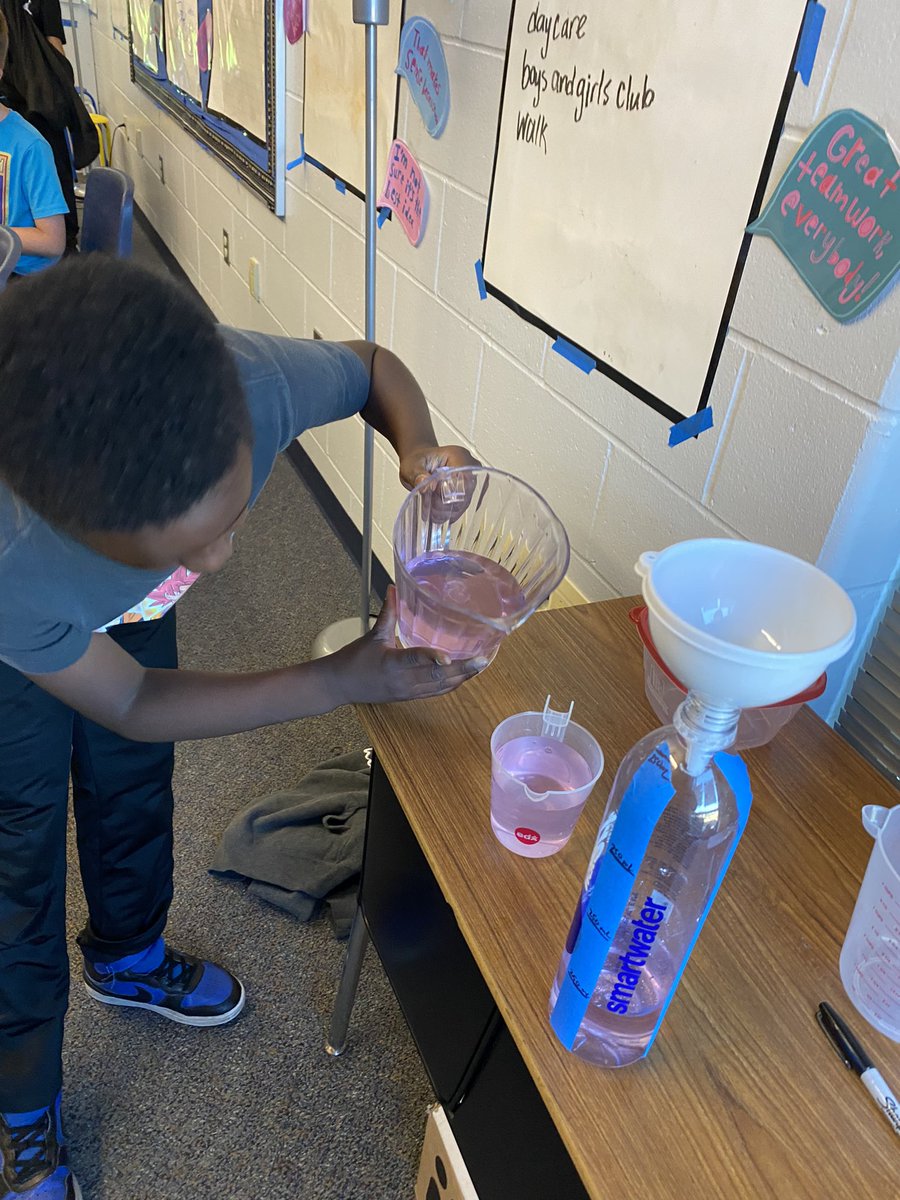 We started #measurement of liquids in #numbercorner today! They were so excited to do #math and #science at the same time! Who knew the joy measuring water could bring?!? #mathjoycps #TrustyHuskies #AHL_AVID