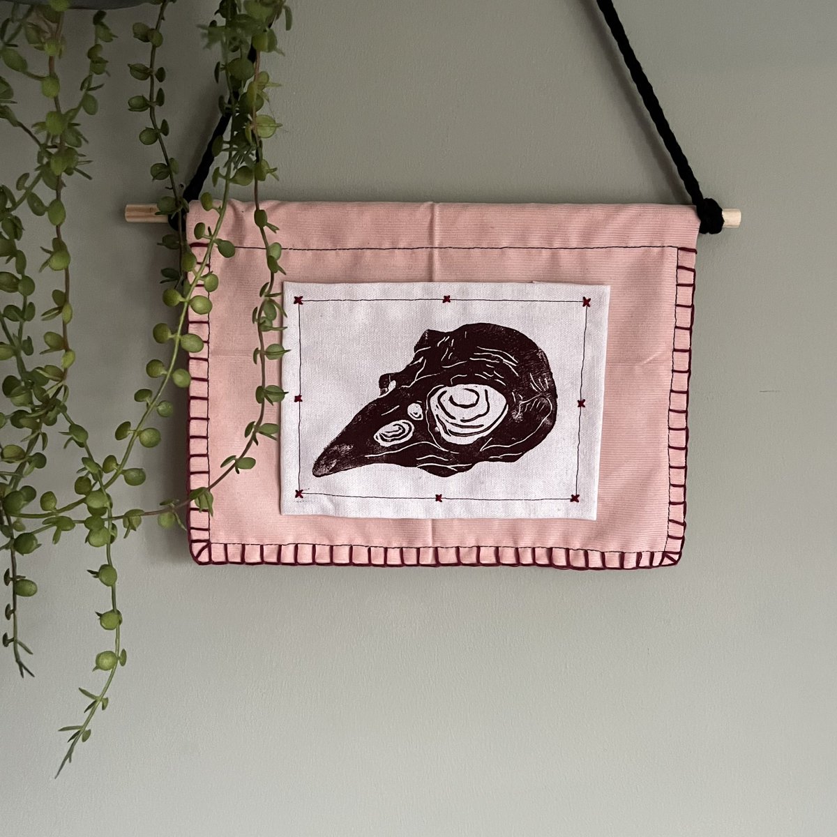 She’s so pretty and pink 🩷 🐦‍⬛ eliseflorencedesigns.com/product/pink-c…