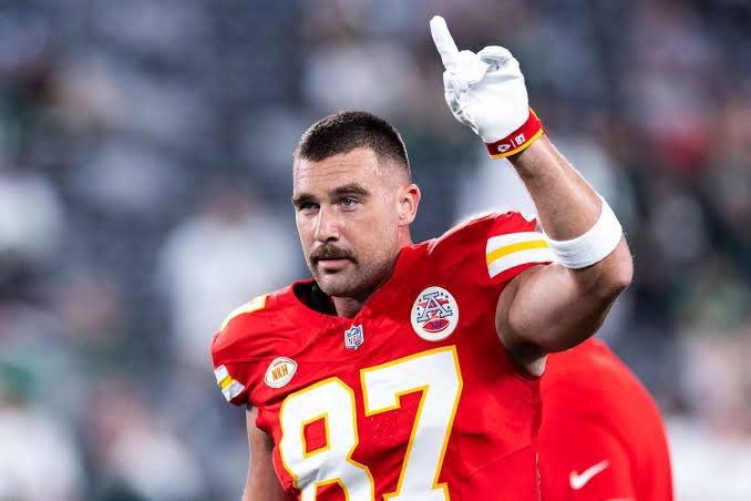FlashPicks_'s tweet photo. MNF CARD 🏈
T. Kelce O56.5 Rec Yds -110 ⭐️
P. Mahomes O33.5 Pass Att -110
D. Carr O216.5 Pass Yds -110
X. Worthy O48.5 Rush+Rec Yds -110
SWEEPED YESTERDAY 3-0 🔥
#FlashList⚡️ #GamblingX #FlashPicks #GamblingCommunity #gamblingtwitter #twittergambling #sportsbettingx https://t.co/wG0aP2JR1K