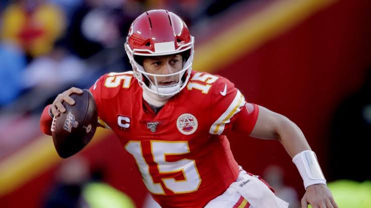 FlashPicks_'s tweet photo. MNF CARD 🏈
T. Kelce O56.5 Rec Yds -110 ⭐️
P. Mahomes O33.5 Pass Att -110
D. Carr O216.5 Pass Yds -110
X. Worthy O48.5 Rush+Rec Yds -110
SWEEPED YESTERDAY 3-0 🔥
#FlashList⚡️ #GamblingX #FlashPicks #GamblingCommunity #gamblingtwitter #twittergambling #sportsbettingx https://t.co/wG0aP2JR1K