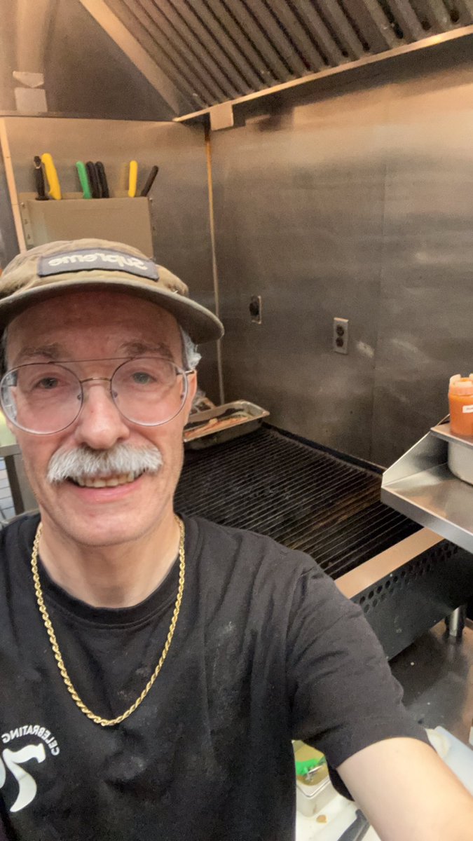 Working hard or hardly working! LOL 😂 #hahaha