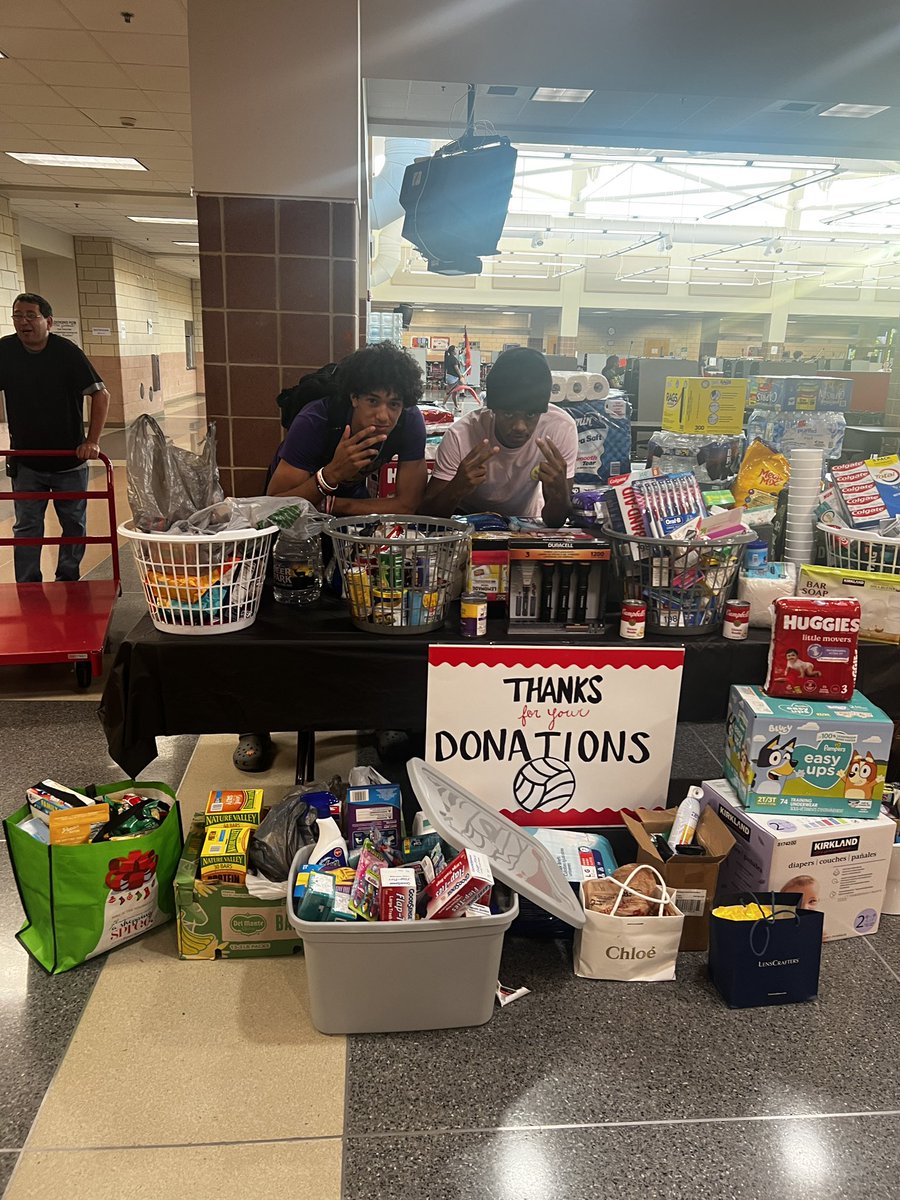 Middle Creek HS (@mchsmustangs) on Twitter photo Support the Mustangs by supporting others- donations are being collected at all athletic events hosted at The Creek to help support those affected by #HurricaneHelen <a href="/MCHSMustangPTSA/">Middle Creek High School PTSA</a> <a href="/MCHS_Mustang_VB/">Middle Creek High School Volleyball</a> <a href="/MCHS_Tennis/">Mustang Tennis</a> <a href="/MiddleCreekFB/">Middle Creek Football</a> Support the Mustangs by supporting others- donations are being collected at all athletic events hosted at The Creek to help support those affected by #HurricaneHelen <a href="/MCHSMustangPTSA/">Middle Creek High School PTSA</a> <a href="/MCHS_Mustang_VB/">Middle Creek High School Volleyball</a> <a href="/MCHS_Tennis/">Mustang Tennis</a> <a href="/MiddleCreekFB/">Middle Creek Football</a>