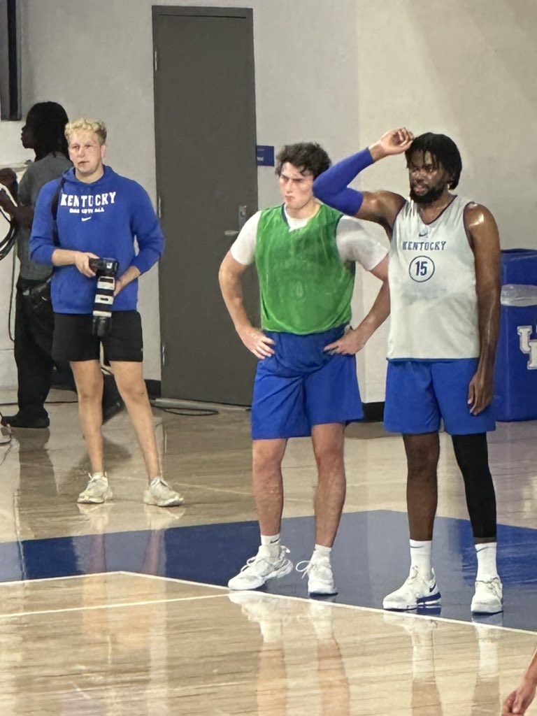 KySportsRadio's tweet image. Here is the new Kentucky player

Zachary Tow…from Madisonville. He is apparently President of a Fraternity

#15 is Almonor

The camera guy is unknown