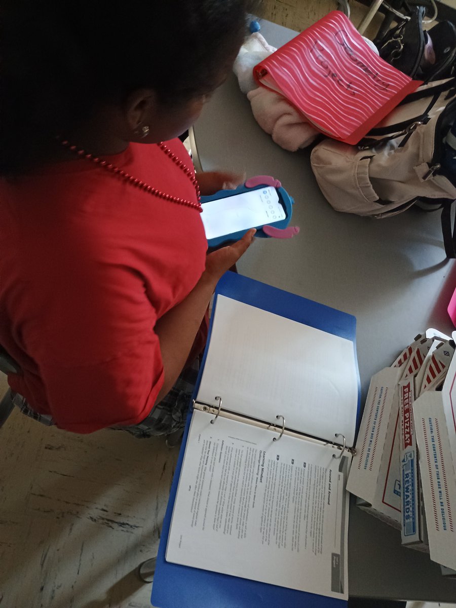 A new generation STEAM research leaders have crystalized this school year! They are full of confidence, ideas, energy, and collaboration to continue our Club's Legacy!! Join us Mondays/Thursdays, 3:30-4:30 pm in room 222!
