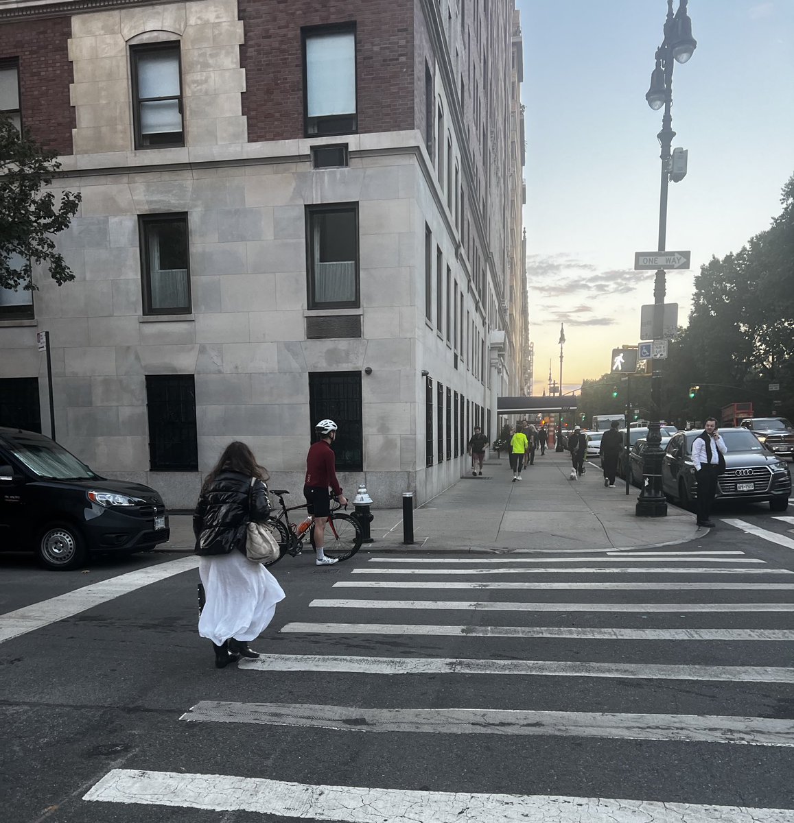 I had to take a photo of such an uncommon occurrence. This avid cyclist and I spoke for a bit.He believes in all bikes stopping at red lights.He is a kind, thoughtful human.He doesn’t assume people will jump out of way.Imagine a city where all riders/drivers follow the laws. 💜