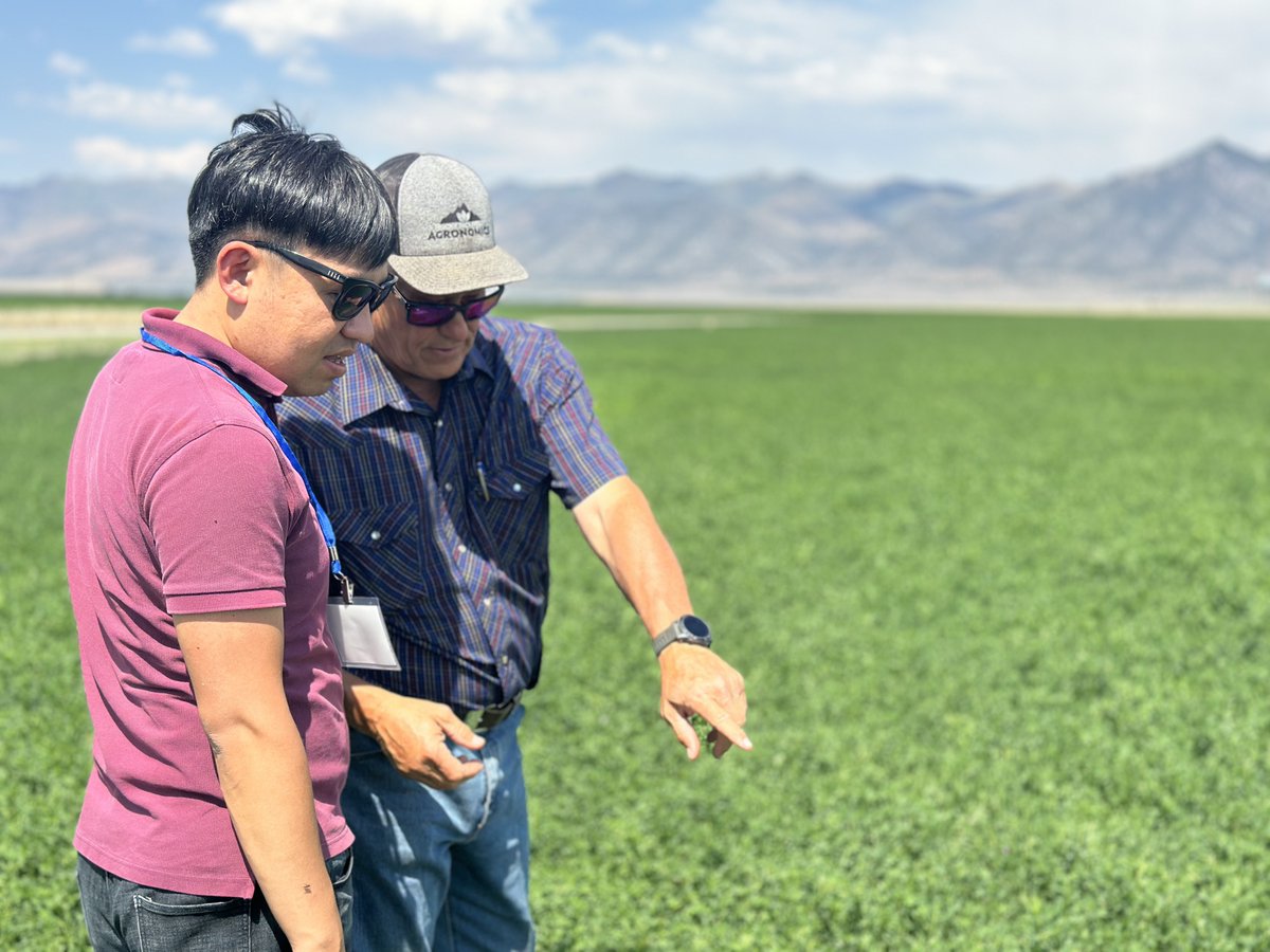 🥕🌽Tomorrow is National Farmer Day! Celebrate local producers by nominating them for the 2024 Nevada Agriculture, Food and Beverage Small Business Award!
Submit nominations at  bit.ly/3Zv6Tif