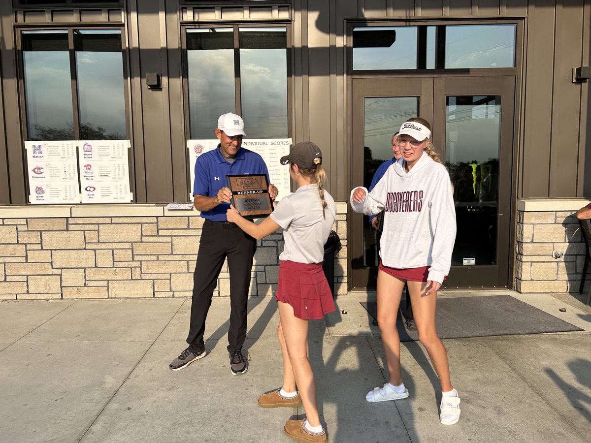 Discoverers Golf tweet media